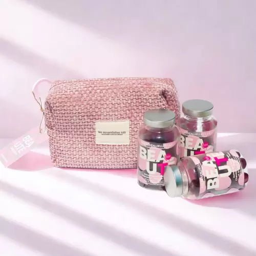 LES ESSENTIELLES LAB TROUSSE BEAUTE GUMMIES FRUITS ROUGES 3 BOITES.
